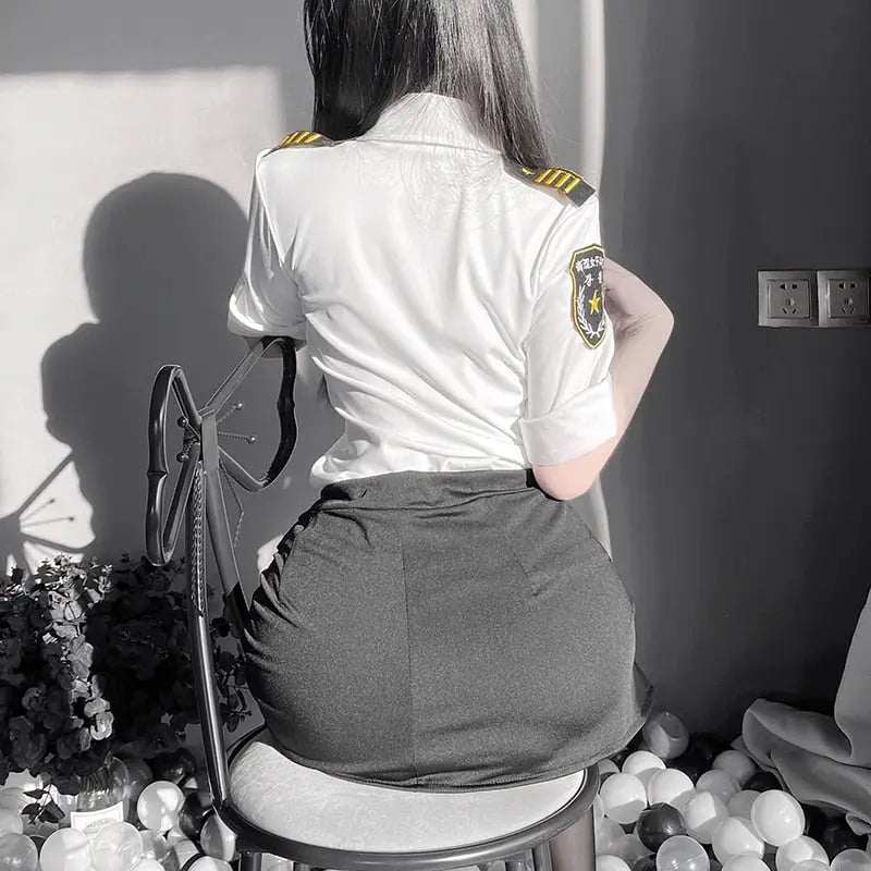 Hot Lady Cops