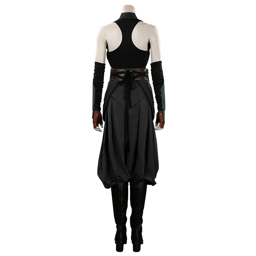 Black and white outfit on a mannequin against a white background