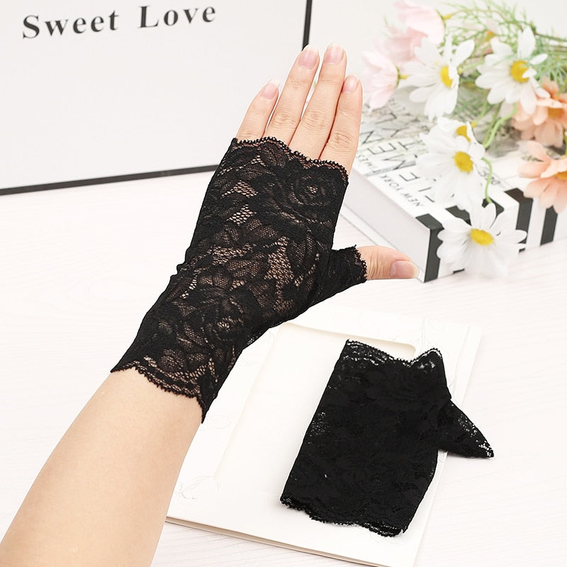 Lace Gloves For Women - Black 16CM / One Size