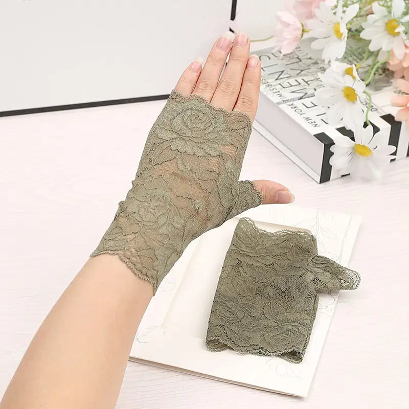 Lace Gloves For Women - Green 16CM / One Size