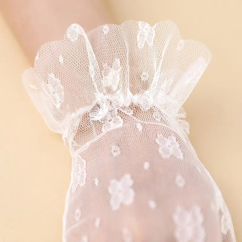 Short Victorian Gloves